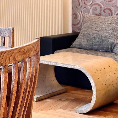 F14 Guest House By Small Home Βουδαπέστη Εξωτερικό φωτογραφία